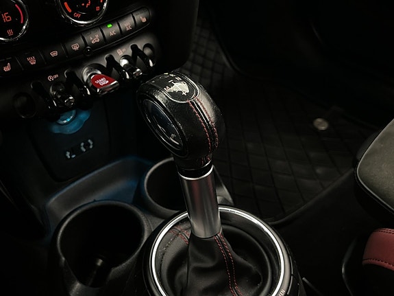 MINI John Cooper Works 21 of 28