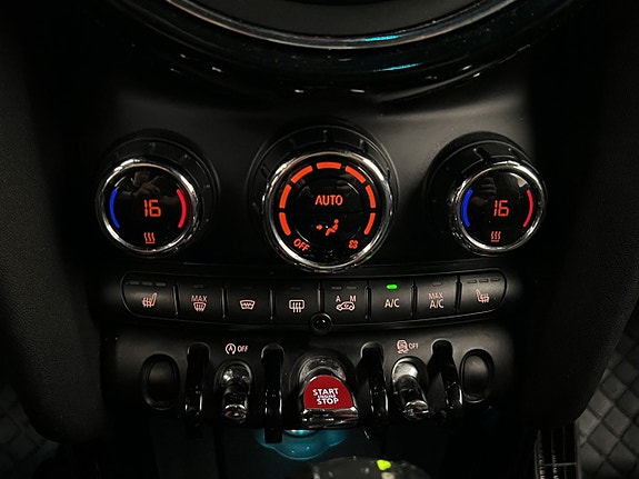 MINI John Cooper Works 20 of 28