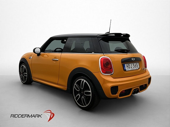 MINI John Cooper Works 5 of 5