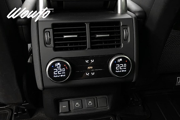 Land Rover Discovery 14 of 25
