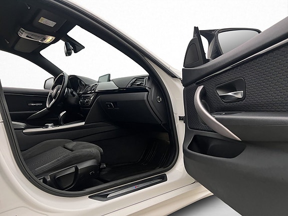 BMW 420i 24 of 30