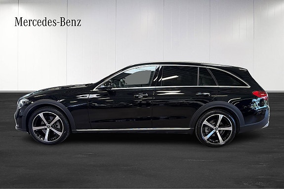 Mercedes-Benz C220 d 2 of 5