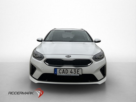 Kia Ceed 2 of 5
