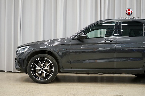 Mercedes-Benz GLC300 de 7 of 25