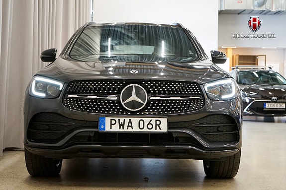 Mercedes-Benz GLC300 de 6 of 25