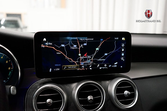 Mercedes-Benz GLC300 de 16 of 25