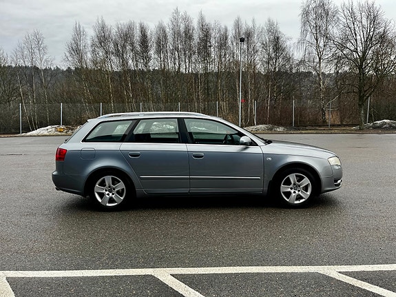 Audi A4 4 of 9