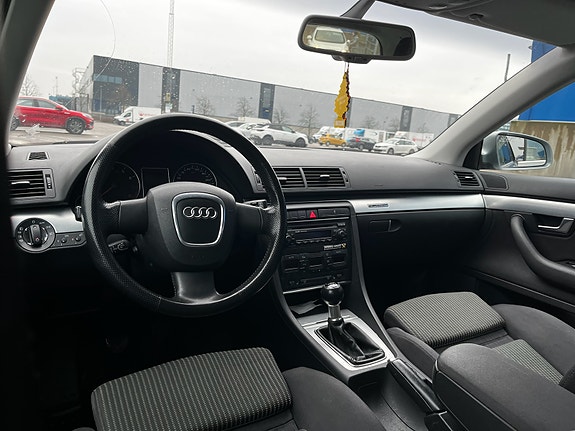 Audi A4 8 of 9