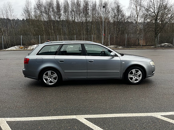 Audi A4 7 of 9