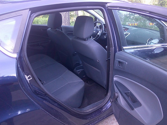Ford Fiesta 8 of 9