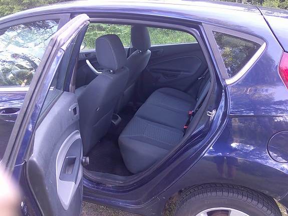 Ford Fiesta 6 of 9