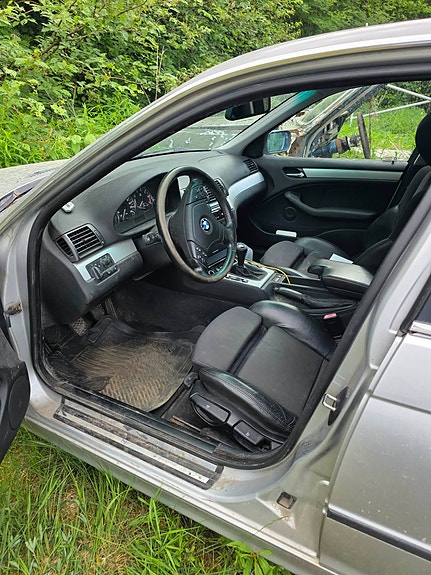 BMW 328i 5 of 5