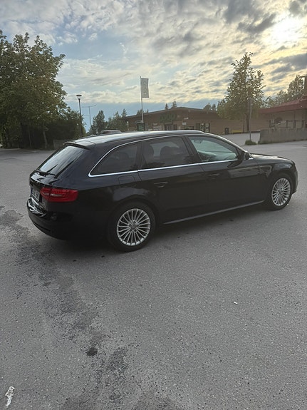 Audi A4 2 of 7