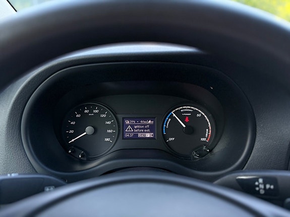 Mercedes-Benz eVito 111 19 of 20