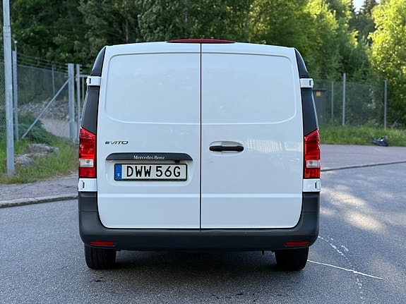 Mercedes-Benz eVito 111 12 of 20
