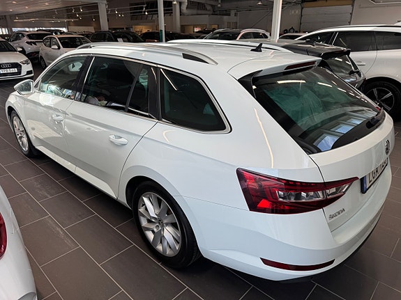 Skoda Superb 5 of 5
