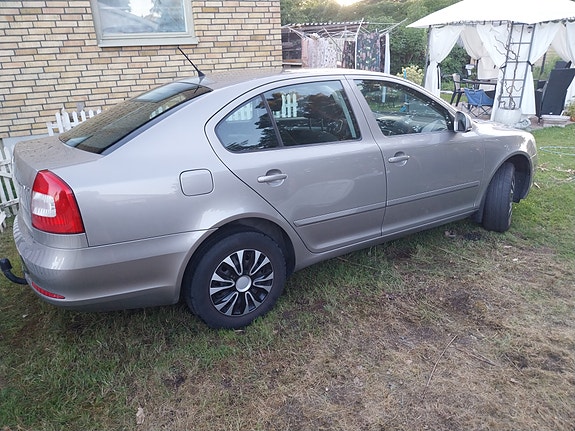 Skoda Octavia 3 of 5