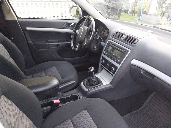 Skoda Octavia 5 of 5