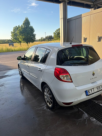 Renault Clio 5 of 5
