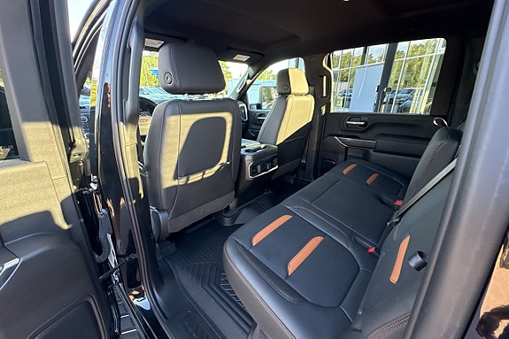 GMC Sierra 11 of 21