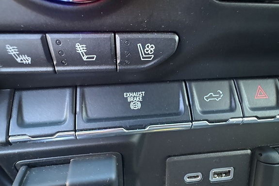 GMC Sierra 16 of 21
