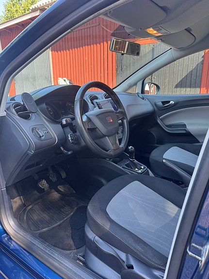 Seat Ibiza 5 of 8