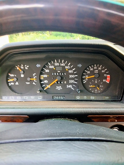 Mercedes-Benz 300 Ce 1993 photo 2