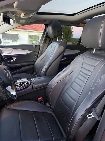 Mercedes-Benz E220 d 5 of 5