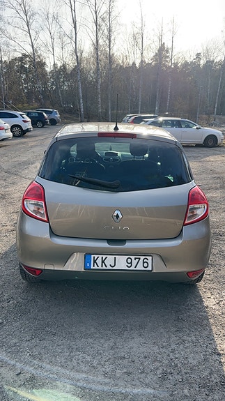 Renault Clio 2 of 5