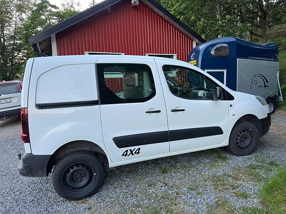 Peugeot Partner 3 of 5