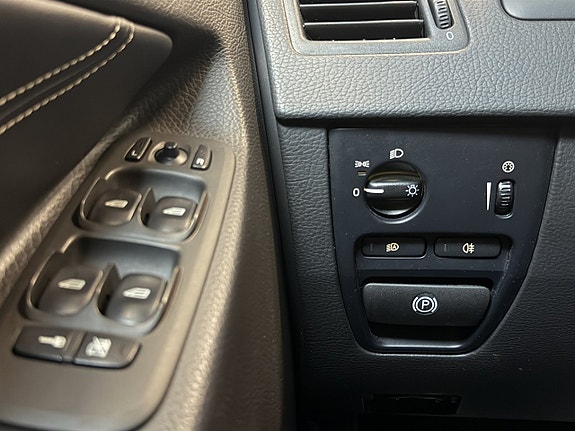 Volvo XC90 14 of 20