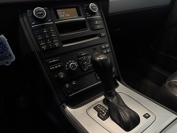 Volvo XC90 15 of 20
