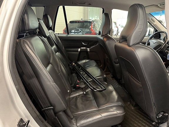 Volvo XC90 7 of 20