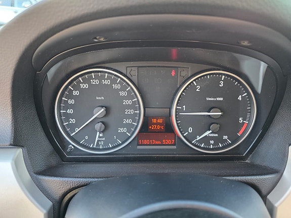 BMW 320d 5 of 5