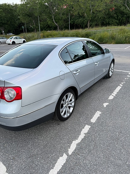 Volkswagen Passat 5 of 5