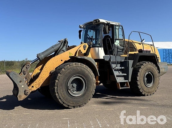 Liebherr L580 Hjullastare med låga timmar (135477)