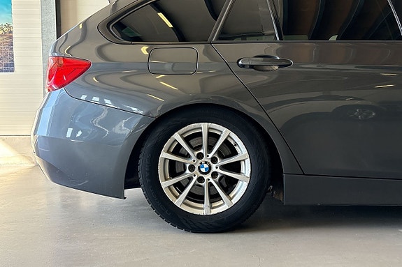 BMW 320d 11 of 23