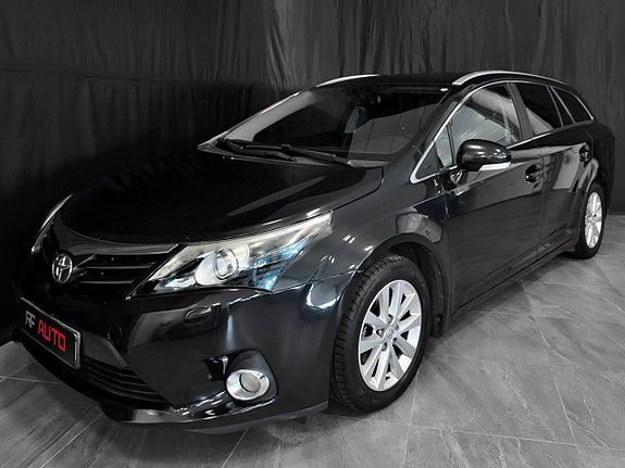 Toyota Avensis 3 of 5