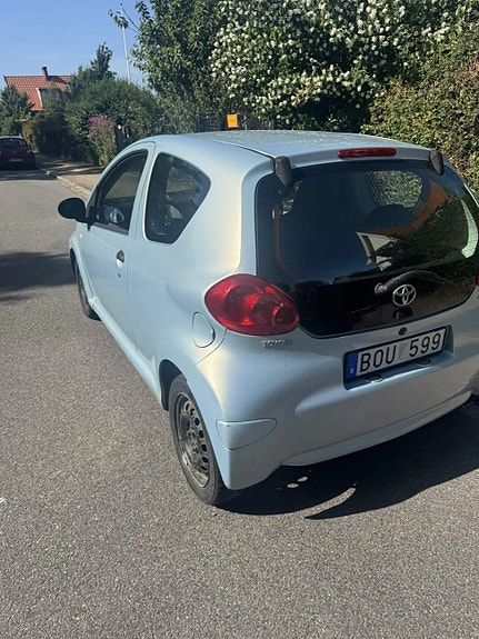 Toyota Aygo 3 of 4