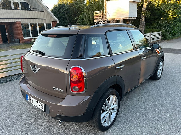 MINI Countryman Cooper D 3 of 5
