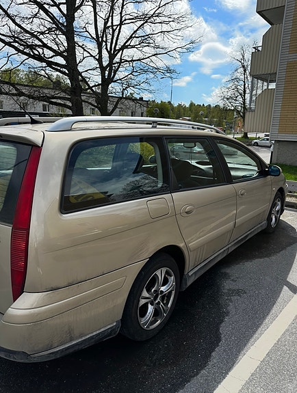 Citroen C5 2 of 4