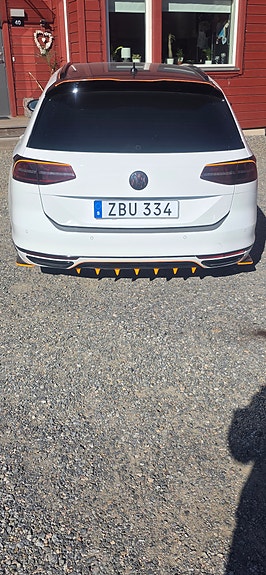 Volkswagen Passat 3 of 5
