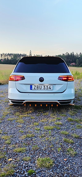 Volkswagen Passat 6 of 17