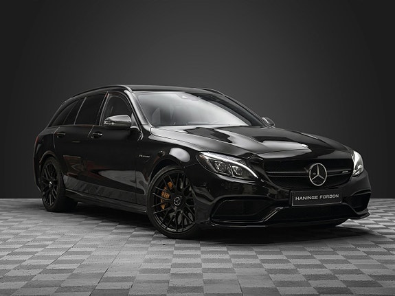 Mercedes-Benz AMG GT Black Series 3 of 5
