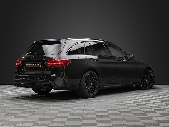 Mercedes-Benz AMG GT Black Series 4 of 5