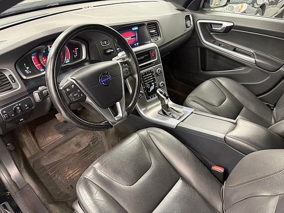 Volvo V60 9 of 29