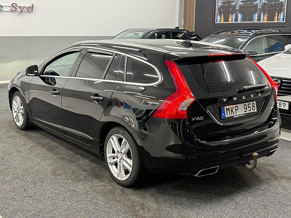 Volvo V60 3 of 29