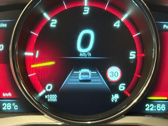 Volvo V60 18 of 29