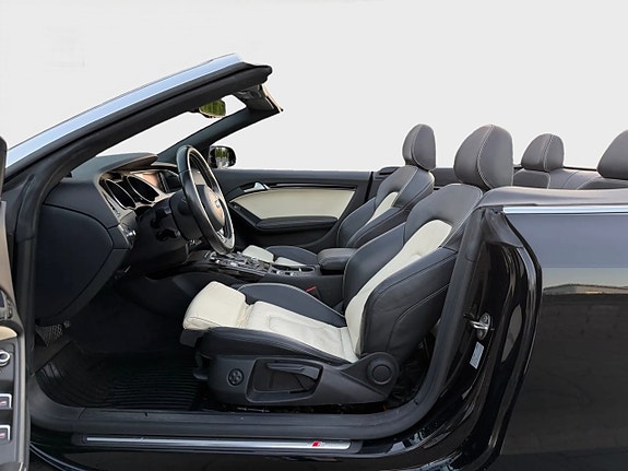 Audi A5 28 of 30