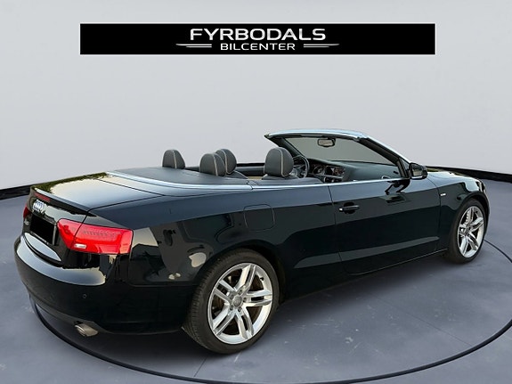 Audi A5 3 of 30